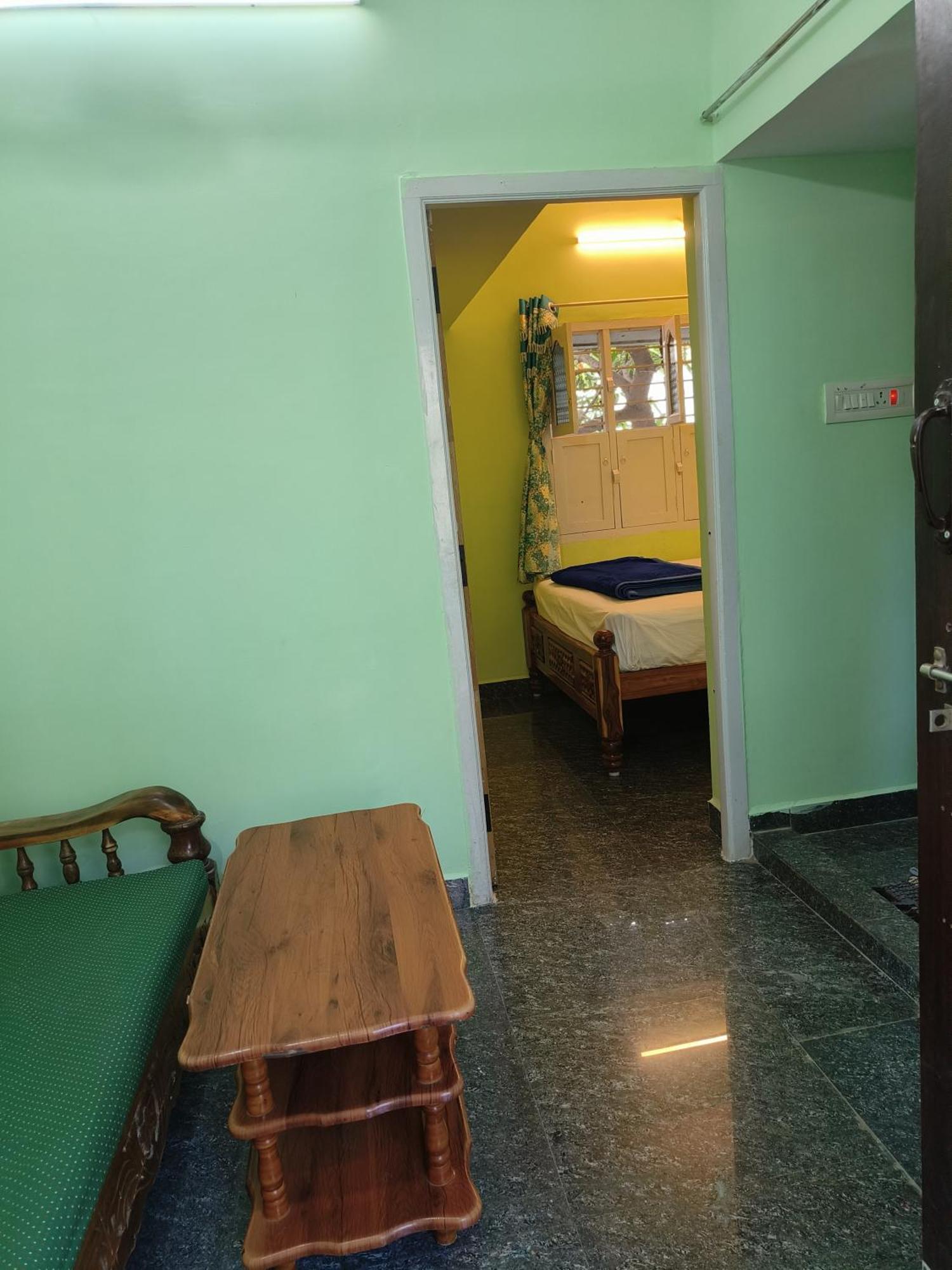 Liya Guest House Tiruvannāmalai 外观 照片