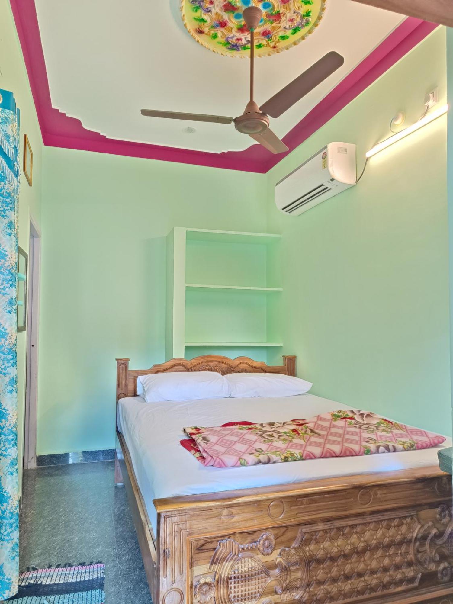 Liya Guest House Tiruvannāmalai 外观 照片